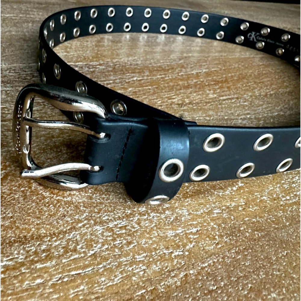Women’s Calvin Klein heavy duty belt in excellent condition